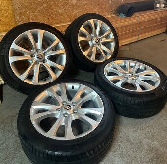ALU Kola ŠKODA 5x112 R17 TRIFID Letní Pneu 225/45/17