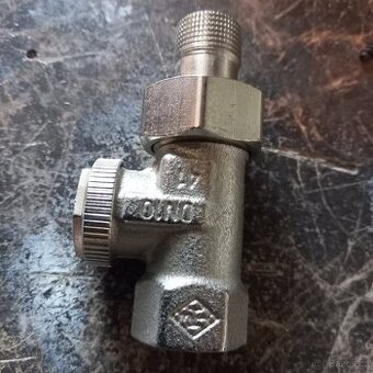 Ventil k radiatoru 5ks