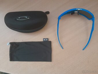 OAKLEY Sutro Sky/PRIZM Sapphire OO9406-0737 140 V ZÁRUCE