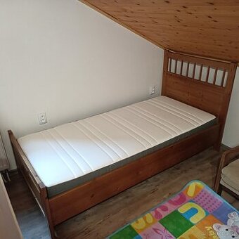 Postel Hemnes 90x120cm