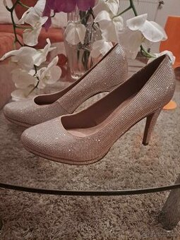 Luxusní nové stříbrné lodičky