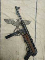 Samopal MP 40 , Kovový model Bnz 41- Steyr