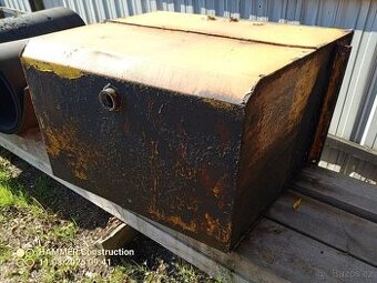 Hydraulická nádrž Tatra AD 28