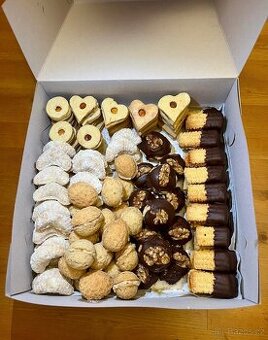 DOMÁCÍ VÁNOČNÍ CUKROVÍ 1kg 750kč