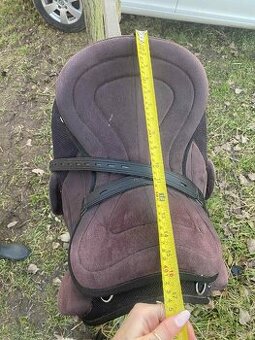 Bezkostrove sedlo vhodné na všechny typy koní