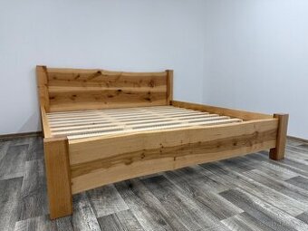 Manželská postel 200x200 cm