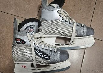 Brusle Botas Ergonomic 251 vel. UK 9,5 - 1