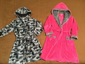 Dívčí župan 134-140, klučičí župan 128