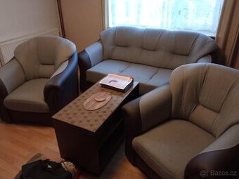 Rozkládací sedací souprava a křesla