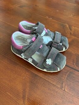 Dětské Superfit barefoot sandálky vel. 27