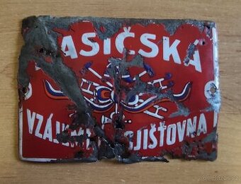 Smaltovaná cedule.