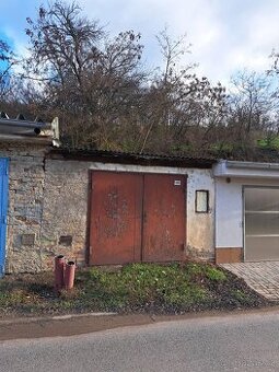 Prodám garáž Znojmo Dobšice