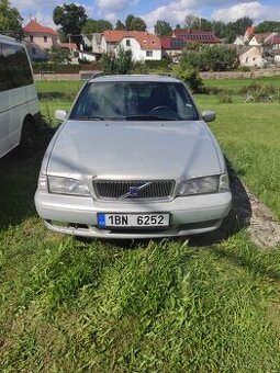 Volvo V70 2,4 103kw