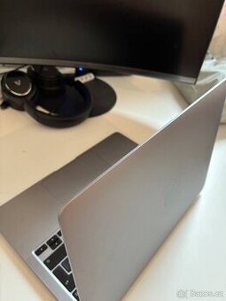 Macbook Air 13" M1 2020 Space gray - prasklý displey
