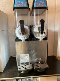 Výrobník ledové tříště