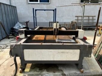 JD15 CNC plasma, skvělý stav