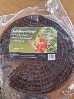 Podložky pod jahody
