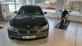 BMW 750i XDRIVE