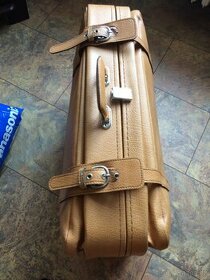 Kufr kožený