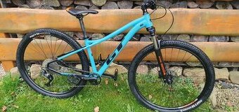 Horské kolo GT Avalanch - 1