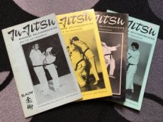 Sada 4 brožur o Ju-Jitsu plných obrázků a fotek - 1