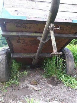 Vlek za traktor.