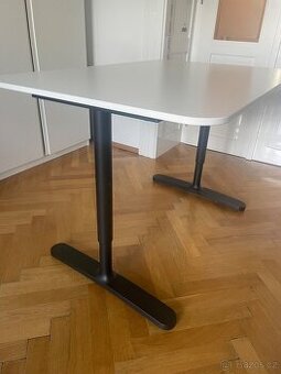 Pracovní stůl IKEA Bekant