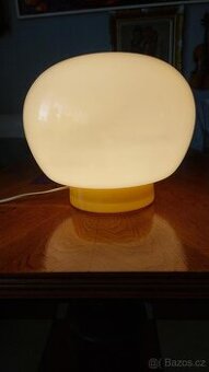 Retro celoskleněná lampa