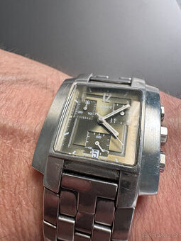 Funkční nerezové hodinky TISSOT s chronografem - 1
