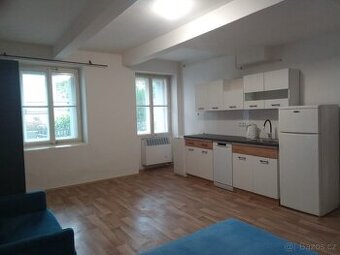 Pronájem bytu 1+kk 33,8 m²