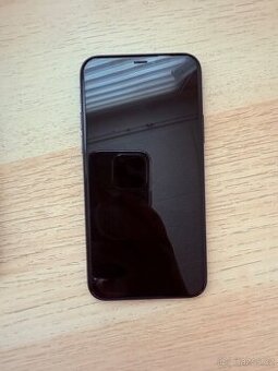 Iphone 11 Pro 64 GB – dobrý stav, plně funkční kromě Face ID
