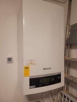 BUDERUS LOGAMAX plus GB072-14 plynový kondenzační kotel