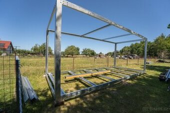 Ocelová zinkovaná konstrukce 3,3x7,8x3,15m