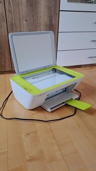 Barevná inkoustová tiskárna HP DeskJet Ink Advantage 2135