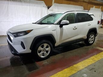 2020 Toyota RAV4 LE Hybrid AWD 2.5L
