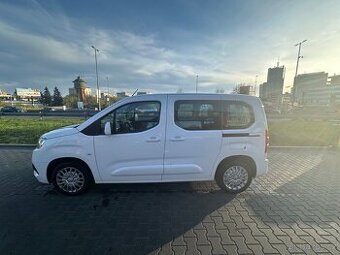 Toyota Pro Ace city Verso 49322 km r.v.2022