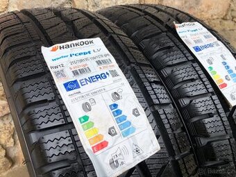 Hankook 215/70/15c zimní
