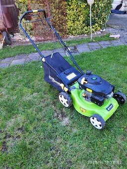 Benzínová sekačka Fieldmann - 1