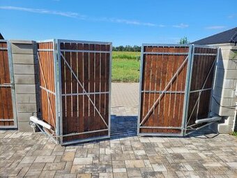 Skládací brána s pohonem - výroba a montáž na míru