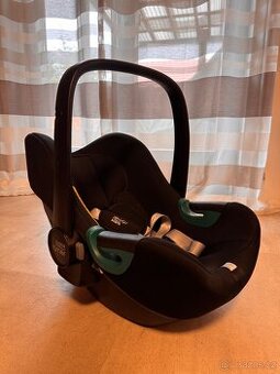 Britax romer baby safe  3 i size