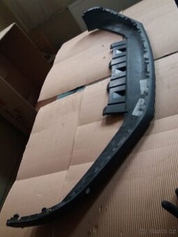 VW Tiguan podspoiler