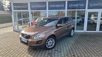 Volvo XC60 2,4D 120kW kůže