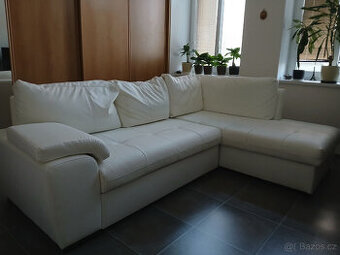 Rohová sedačka bílá