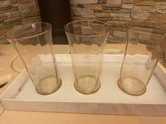 Tenkostěnná sklenice růžová