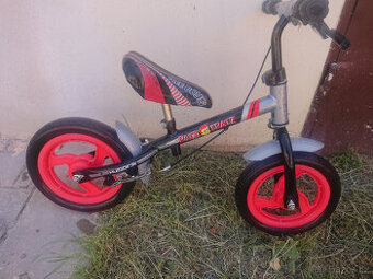 Dětské odrážedlo