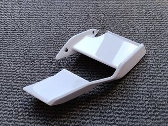 BMW m1000r křídlo levé