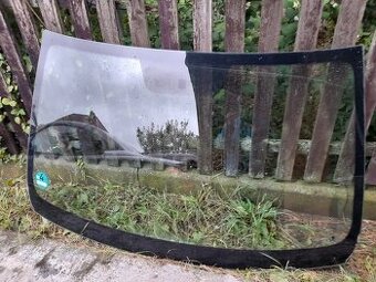 DACIA DUSTER rok 2010-2018 čelní okno/přední sklo