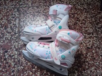 Prodám dívčí brusle