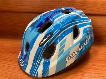 Prodám kvalitní dětské přilby/přilba .