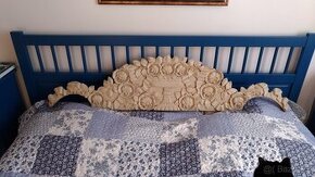 Dřevěná ozdobná starožitná řezba na nábytek